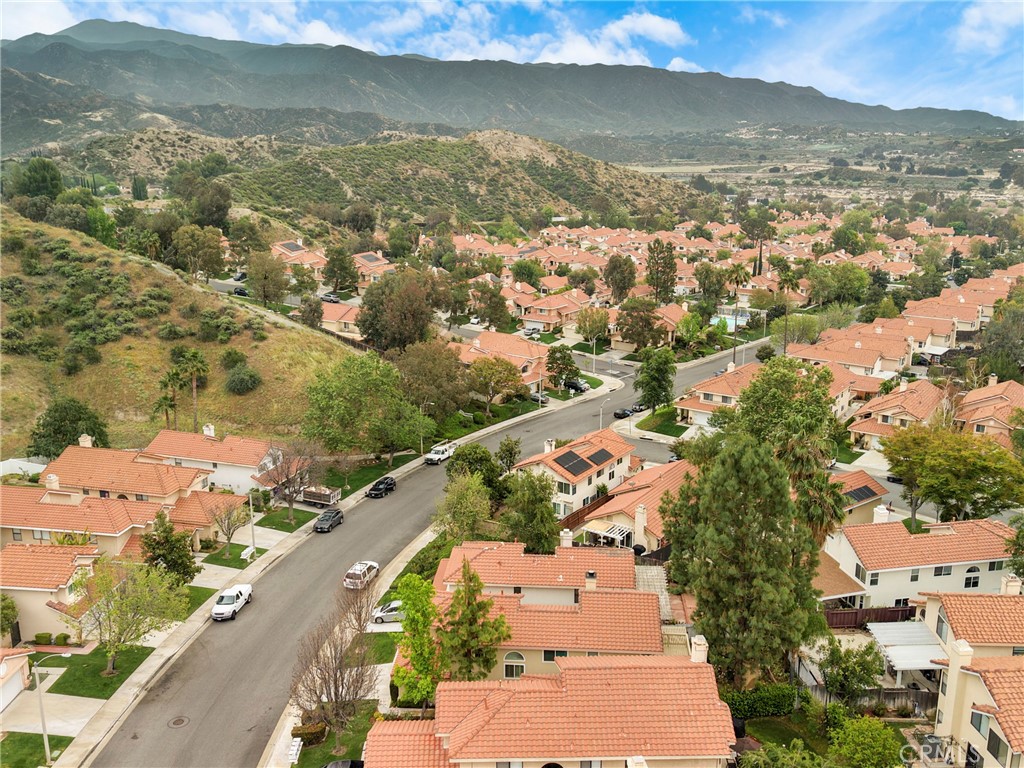 https://media.crmls.org/medias/6f732286-4526-47bf-8754-48976afd369d.jpg?preset=X-Large