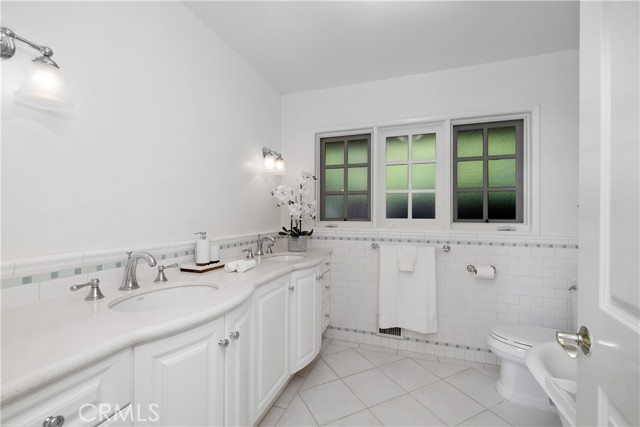 840 W Orange Grove Avenue, Arcadia CA: https://media.crmls.org/medias/6f734308-36ef-4a28-8fe6-4d9b74a8b262.jpg