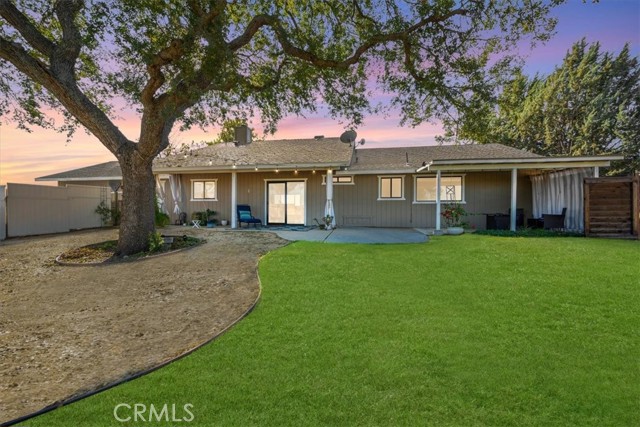 Detail Gallery Image 2 of 54 For 5645 Prancing Deer, Paso Robles,  CA 93446 - 3 Beds | 2 Baths