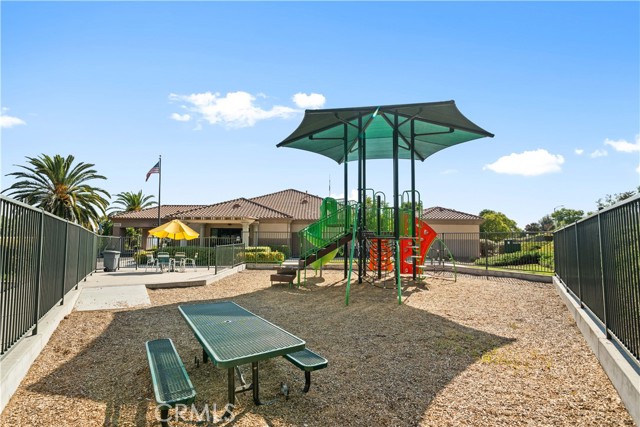 Detail Gallery Image 57 of 71 For 7950 Valencia Ct, Highland,  CA 92346 - 4 Beds | 3 Baths
