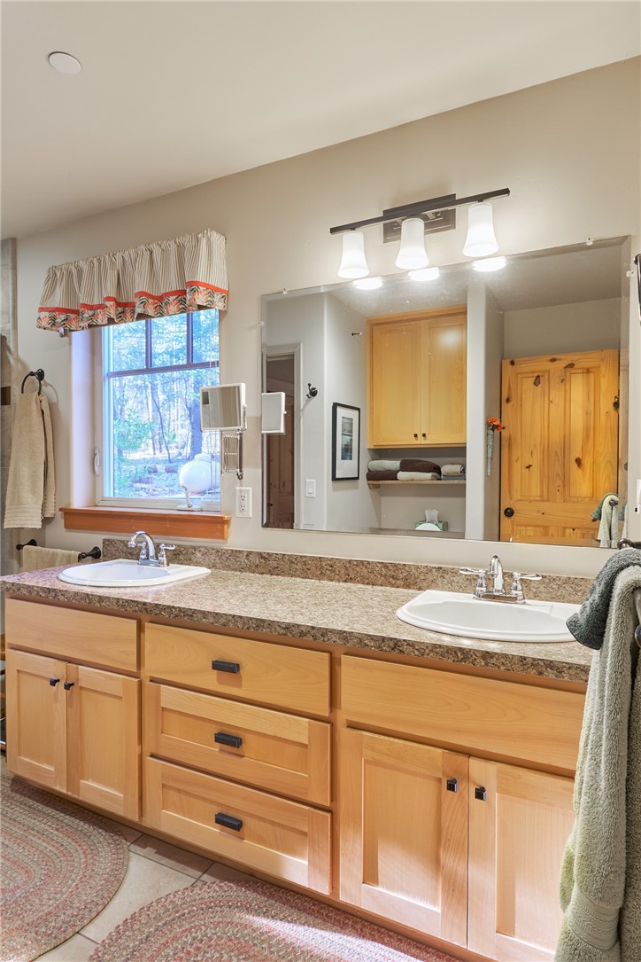Detail Gallery Image 21 of 70 For 156 Bull Creek Ln, Cohasset,  CA 95973 - 2 Beds | 2 Baths