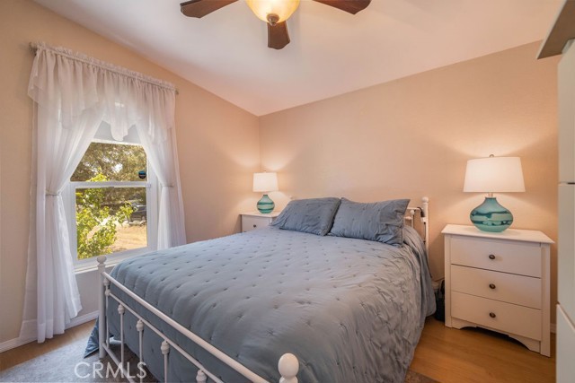 109 Wabash Lane, Sugarloaf CA: https://media.crmls.org/medias/6f75227d-6889-4b15-bea8-f2afb9adf56b.jpg