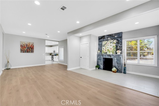 Detail Gallery Image 1 of 48 For 404 E Kingsley Ave, Pomona,  CA 91767 - 5 Beds | 3 Baths