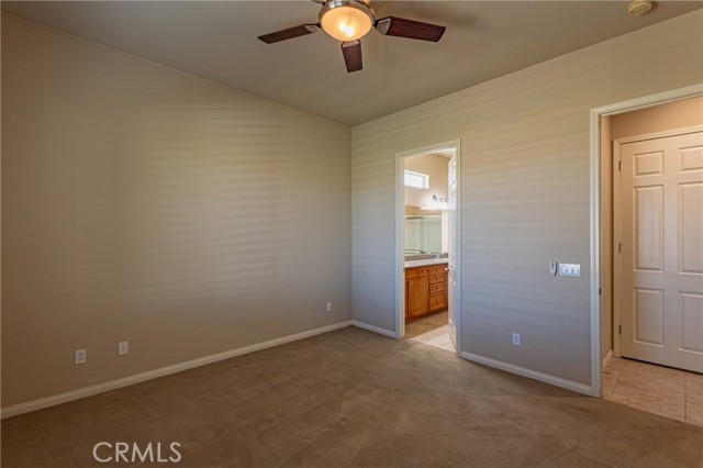 10301 Darby Road, Apple Valley CA: https://media.crmls.org/medias/6f760544-9d6a-4cb1-8b04-d8ad1eb12b50.jpg