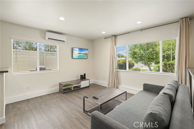 11716 Paso Robles Avenue, Granada Hills CA: https://media.crmls.org/medias/6f769aa5-033f-47fd-a4d1-512dc3bed1be.jpg