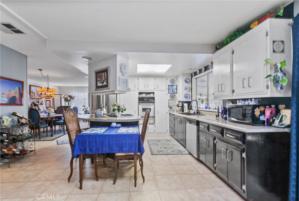 MLS #SC25262035 image #8