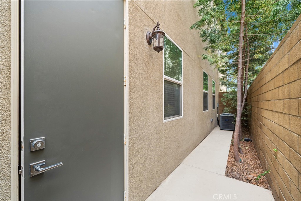 MLS #OC26155146 image #35