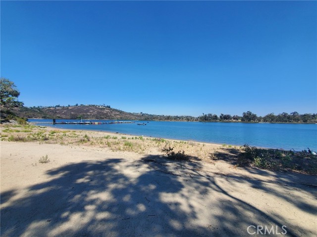6812 Hyde Park Drive, San Diego CA: https://media.crmls.org/medias/6f78a068-7ce5-417e-b031-e0327f2990bf.jpg