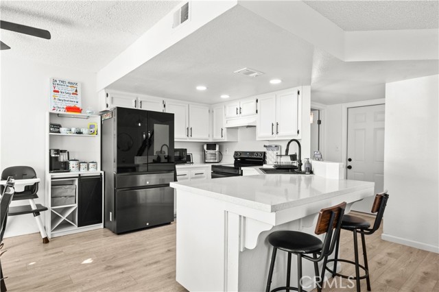 Detail Gallery Image 10 of 35 For 8213 Birch St, Bakersfield,  CA 93311 - 3 Beds | 1/1 Baths