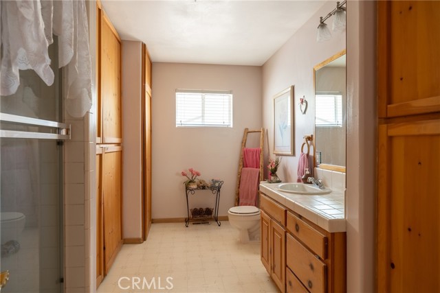 Detail Gallery Image 32 of 45 For 2196 Mariposa Ln, Big Bear City,  CA 92314 - 4 Beds | 2/1 Baths