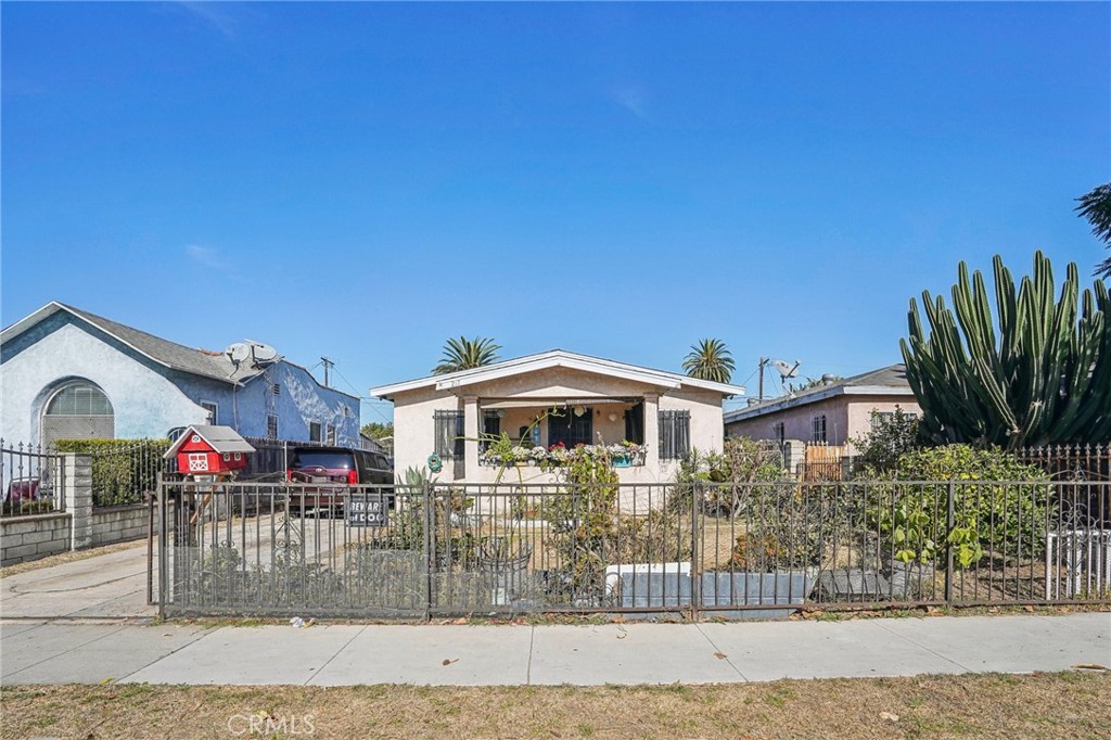 217 E 106th Street
