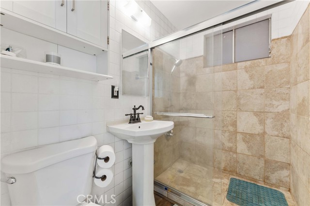 Detail Gallery Image 23 of 39 For 14582 El Molino St, Fontana,  CA 92335 - 6 Beds | 3 Baths
