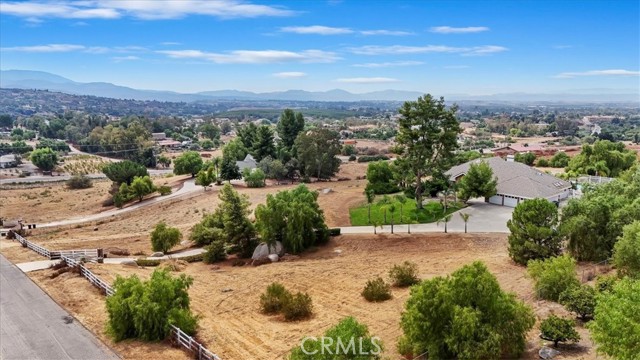 Detail Gallery Image 9 of 69 For 39423 Kapalua Way, Temecula,  CA 92592 - 3 Beds | 4 Baths