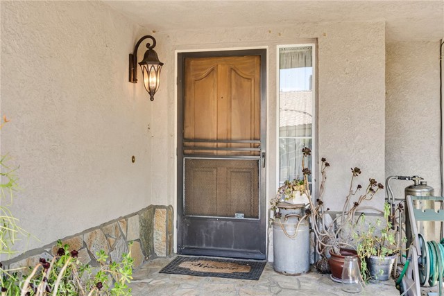 11322 Breithorn Court, Riverside CA: https://media.crmls.org/medias/6f7a8e69-c986-486e-9136-432e2232acab.jpg