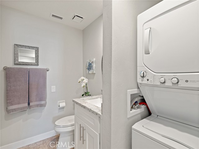 Detail Gallery Image 19 of 45 For 19250 Cottonwood Dr, Apple Valley,  CA 92308 - 2 Beds | 1/1 Baths