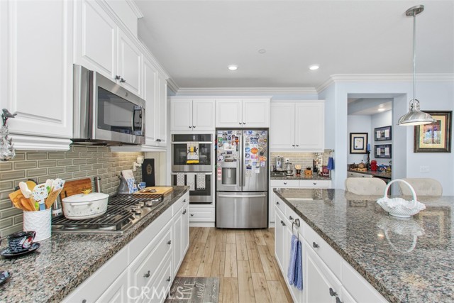 13681 CONSTANCE Avenue, Riverside CA: https://media.crmls.org/medias/6f7b4047-093a-4144-a376-948d4278fba6.jpg
