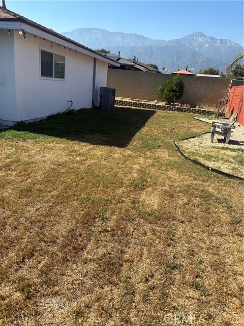 7515 Pasito Avenue, Rancho Cucamonga CA: https://media.crmls.org/medias/6f7b597c-f34f-447a-af63-aa86feba85f3.jpg