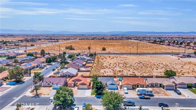 3112 Edwards Avenue, Rosamond CA: https://media.crmls.org/medias/6f7b9710-b0a2-4356-a62e-7c2683f6d6f2.jpg