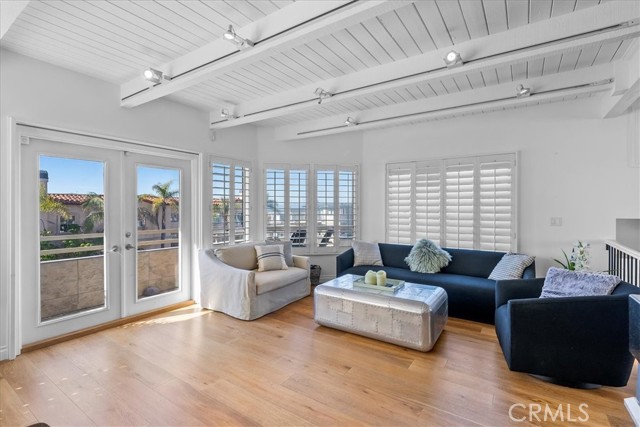 Detail Gallery Image 6 of 50 For 712 Highland Ave, Manhattan Beach,  CA 90266 - 3 Beds | 4 Baths
