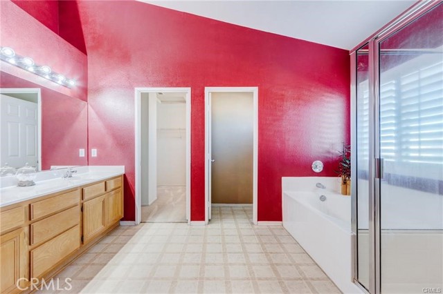 8961 Newcastle Avenue, Hesperia CA: https://media.crmls.org/medias/6f7be6fa-2037-4cd1-a8f6-8a4fd1872a7d.jpg