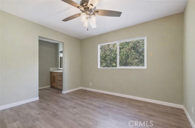 Detail Gallery Image 27 of 46 For 28975 Lotusgarden Dr, Canyon Country,  CA 91387 - 4 Beds | 3 Baths