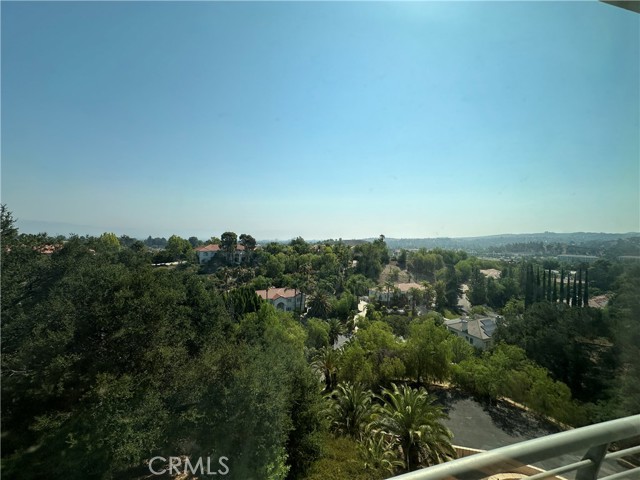 5077 Schumacher Road, Calabasas CA: https://media.crmls.org/medias/6f7cc8ee-6ee0-4149-914f-7bc5474dd1fe.jpg