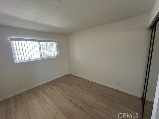 https://media.crmls.org/medias/6f7cee3d-2d0f-4cee-8f26-c7ec6b491f66.jpg?preset=X-Large