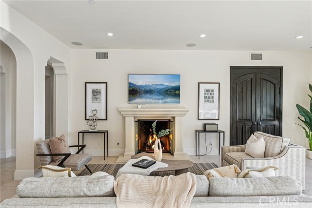 3 Coral Cay, Newport Coast CA: https://media.crmls.org/medias/6f7dc13f-31da-4fe2-99d1-8c7c466c6fd2.jpg