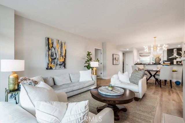 3141 Michelson Drive, Irvine CA: https://media.crmls.org/medias/6f7e1bb4-d734-4eb7-aa93-7266987c9d8c.jpg