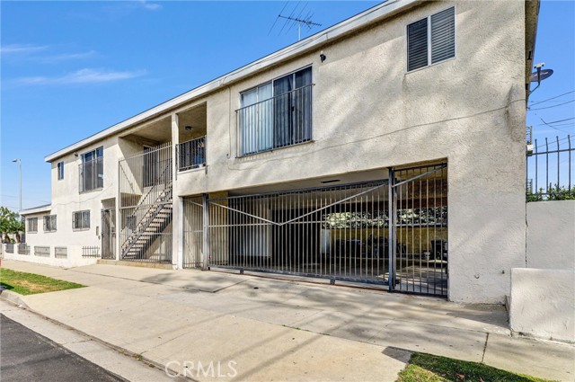 Detail Gallery Image 2 of 24 For 20526 S Western, Torrance,  CA 90501 - 2 Beds | 1 Baths