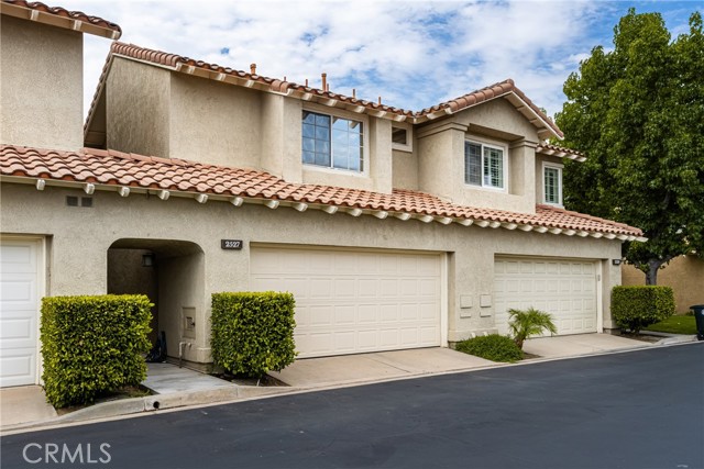 2527 Avenita Alpera, Tustin, CA 92782