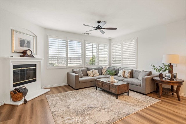 Detail Gallery Image 17 of 63 For 23911 Brio Ct, Valencia,  CA 91354 - 4 Beds | 4 Baths