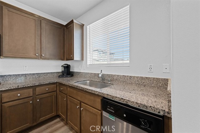 Detail Gallery Image 14 of 67 For 29161 Tarragon, Lake Elsinore,  CA 92530 - 4 Beds | 3 Baths