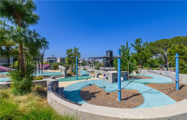 Detail Gallery Image 24 of 25 For 188 Merit, Irvine,  CA 92618 - 4 Beds | 3/1 Baths