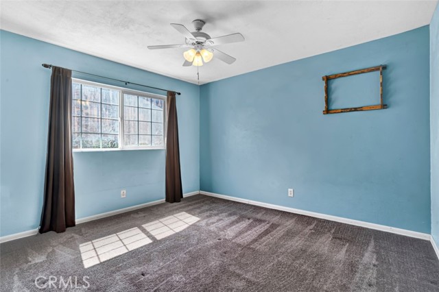 2378 Thisa Way, Hemet CA: https://media.crmls.org/medias/6f80b093-5fa2-4cb5-b651-ec82a3aae6f2.jpg