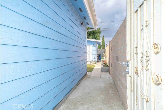 Detail Gallery Image 2 of 22 For 13613 Silverbow Ave, Norwalk,  CA 90650 - 1 Beds | 1 Baths