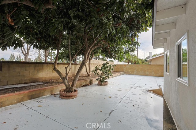 Detail Gallery Image 29 of 31 For 17230 San Lorenzo Cir, Fountain Valley,  CA 92708 - 4 Beds | 3 Baths