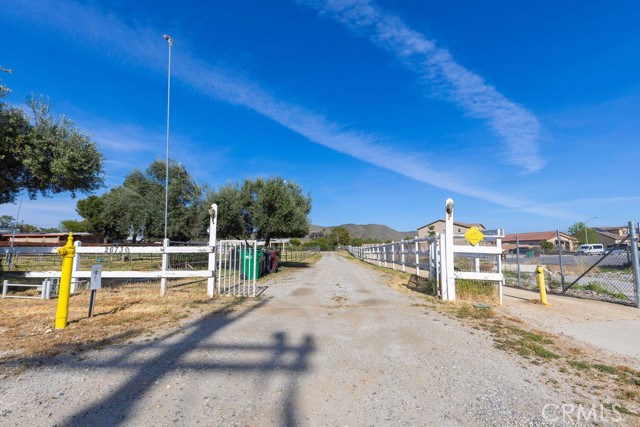 26730 Franklin Avenue, Hemet CA: https://media.crmls.org/medias/6f817043-9694-4efb-a44a-9c06a298759e.jpg