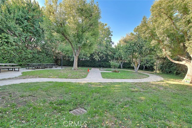 Detail Gallery Image 48 of 61 For 15051 Sherman Way #F,  Van Nuys,  CA 91405 - 2 Beds | 2 Baths