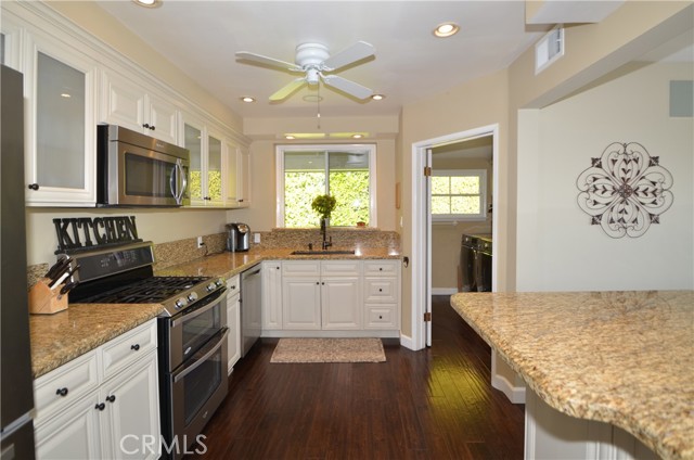 5001 Range Horse Lane, Rolling Hills Estates, California 90274, 3 Bedrooms Bedrooms, ,4 BathroomsBathrooms,Residential,Sold,Range Horse,SB22038227