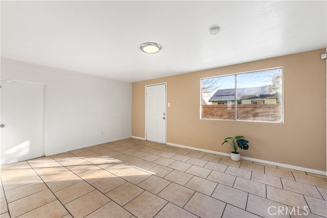 Detail Gallery Image 16 of 40 For 1252 E Avenue R6, Palmdale,  CA 93550 - 3 Beds | 1 Baths