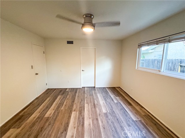 9952 Independence Avenue photo 26