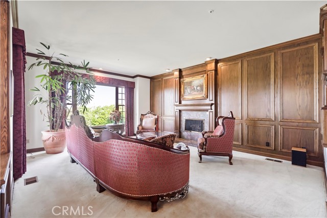 Detail Gallery Image 10 of 75 For 7008 Hawarden Dr, Riverside,  CA 92506 - 6 Beds | 5/1 Baths