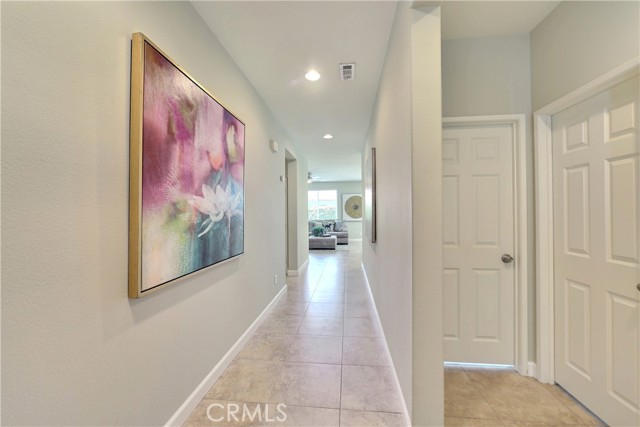 Detail Gallery Image 7 of 54 For 6727 Carnelian St, Jurupa Valley,  CA 91752 - 4 Beds | 2 Baths