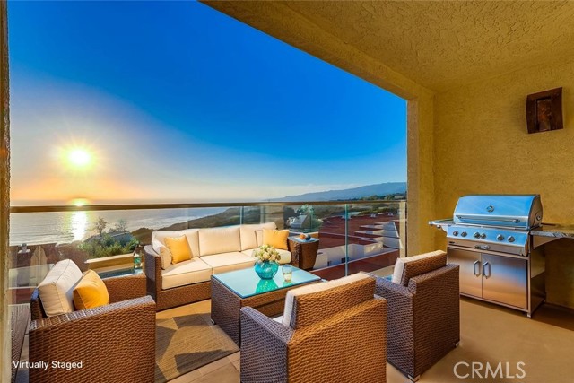 Detail Gallery Image 4 of 71 For 3200 La Rotonda Dr, Rancho Palos Verdes,  CA 90275 - – Beds | – Baths