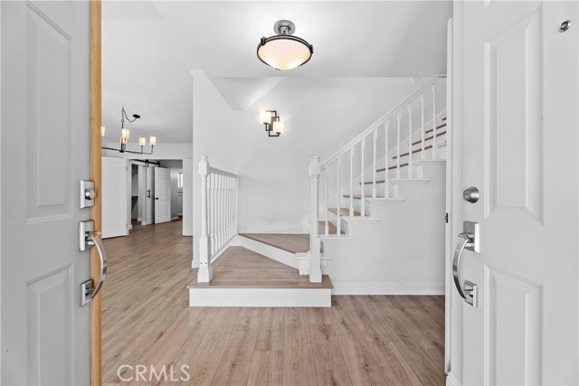 Detail Gallery Image 3 of 22 For 25801 Chapel Hill, Lake Forest,  CA 92630 - 5 Beds | 3/1 Baths