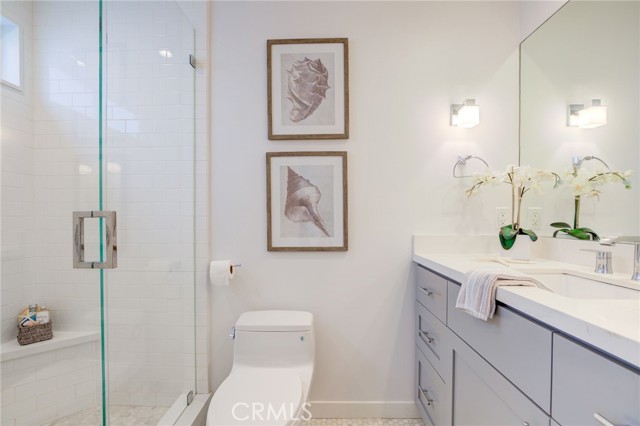 401 18th Street, Manhattan Beach, California 90266, 5 Bedrooms Bedrooms, ,2 BathroomsBathrooms,Residential,Sold,18th,SB22140138