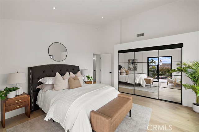 Detail Gallery Image 41 of 44 For 6 Monterey Cir, Corona Del Mar,  CA 92625 - 6 Beds | 4 Baths