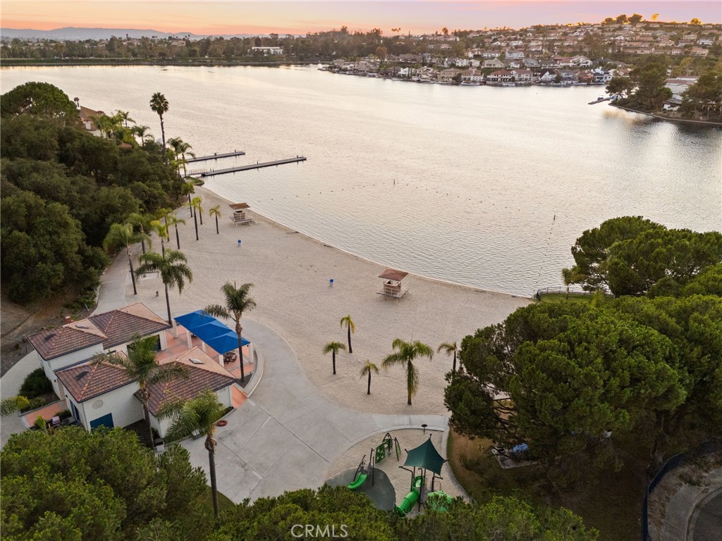 6f87fbee E0f6 4c69 91a8 18b54e52de16