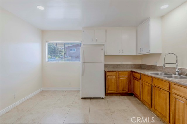 1381 Burwood Street, La Habra CA: https://media.crmls.org/medias/6f8832a1-be65-4043-89dd-575e908f2921.jpg
